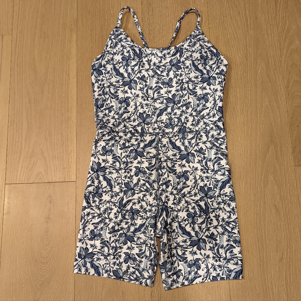 Floral Print Spaghetti-Strap Jumpsuit in Blue and White